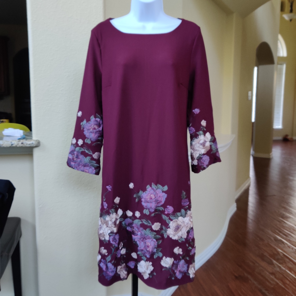 Eci Embroidered Plum Dress